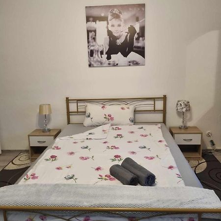 Gasthaus Weigl Großmehring Dış mekan fotoğraf